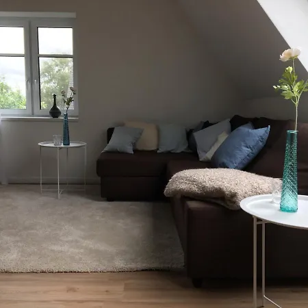 Charmantes Haus Mit Zwei Und Grossem Garten In - Enjoy! Holiday home Aventoft