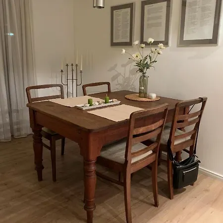 Holiday home Charmantes Haus Mit Zwei Und Grossem Garten In - Enjoy! *