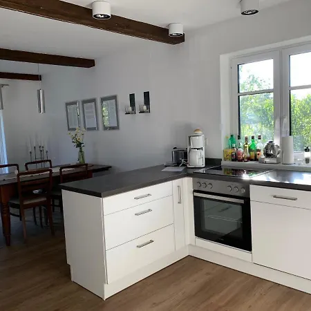 Charmantes Haus Mit Zwei Und Grossem Garten In - Enjoy! Holiday home *