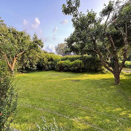 Charmantes Haus Mit Zwei Und Grossem Garten In - Enjoy! * Aventoft